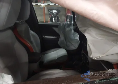 2017 Jeep Renegade Limited 4X4 from USA, damaged, VIN ZACCJBDB8HPF71761